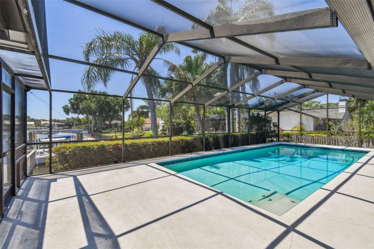 4226 Saltwater Boulevard, Tampa, FL 33615 Photo