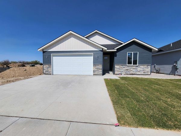 1840 Brynwood Ave, Chubbuck, ID 83202