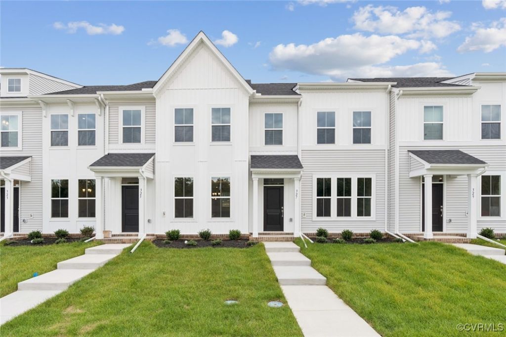 327 Mt. Mccauley Way, Aylett, VA 23009 Main Photo