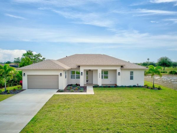 5224 COLUMBUS BOULEVARD, SEBRING, FL 33872