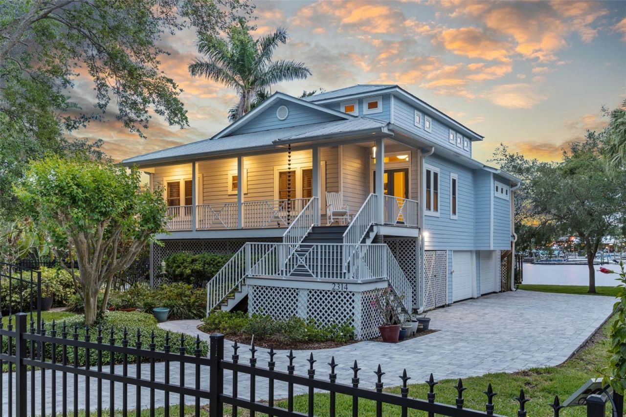 2314 N Riverside Drive, Tampa, FL 33602 Main Photo