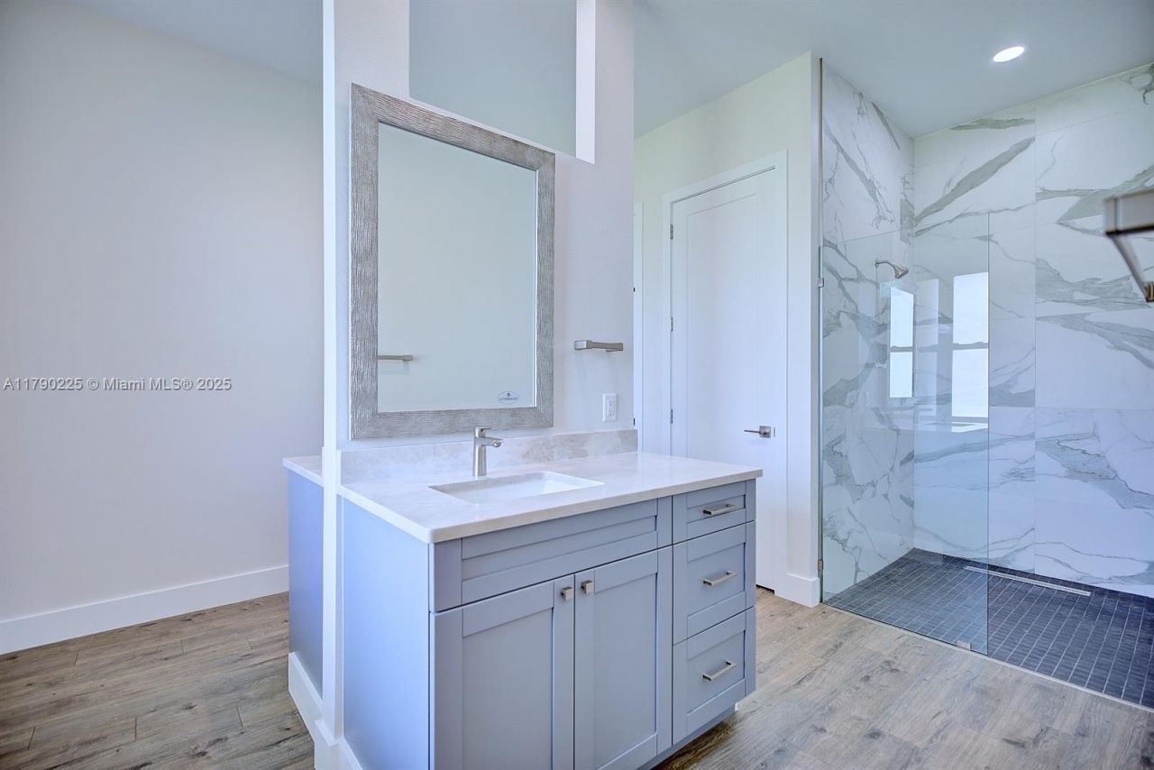 5224 Columbus Blvd, Sebring, FL 33872 Photo