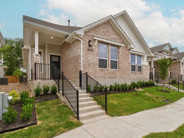 502 Orleanian DR, Unit B, Buda, TX 78610