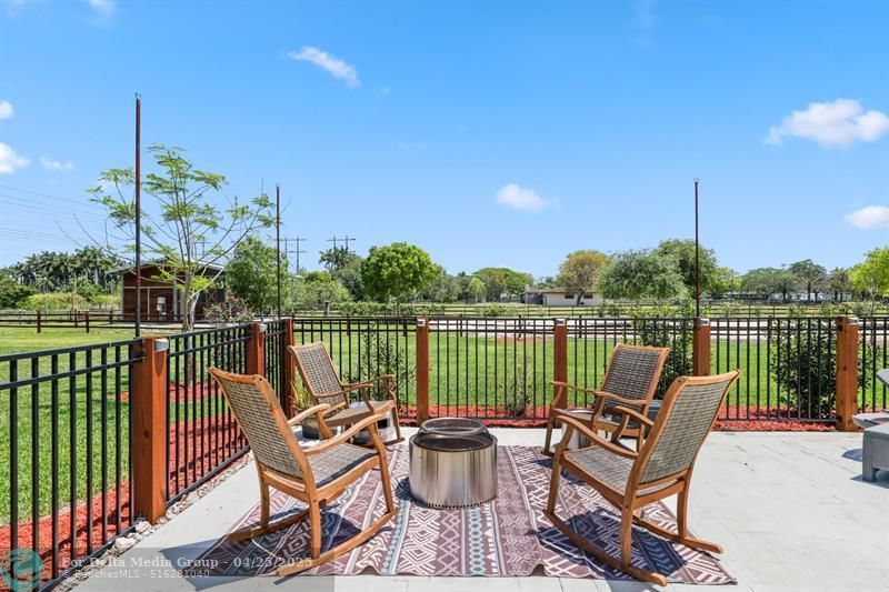 17531 SW 68th Court, Southwest Ranches, FL 33331 Photo