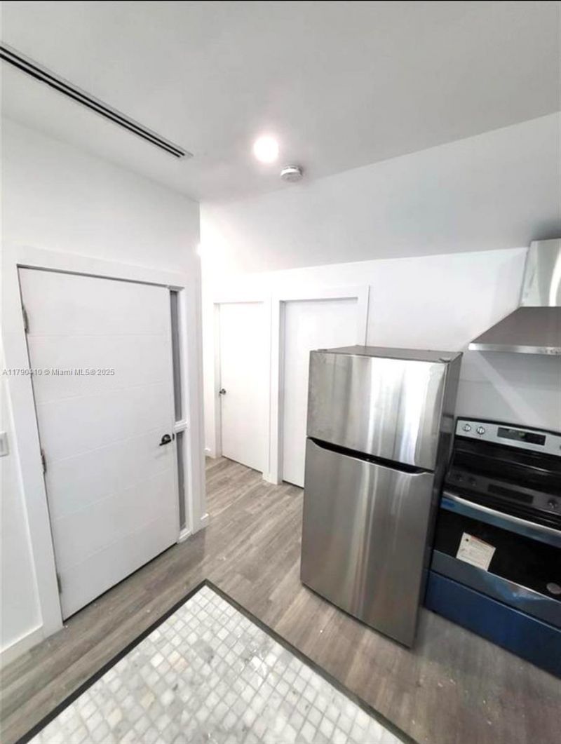 1945 NW 51 St Ter, Miami, FL 33142 Photo