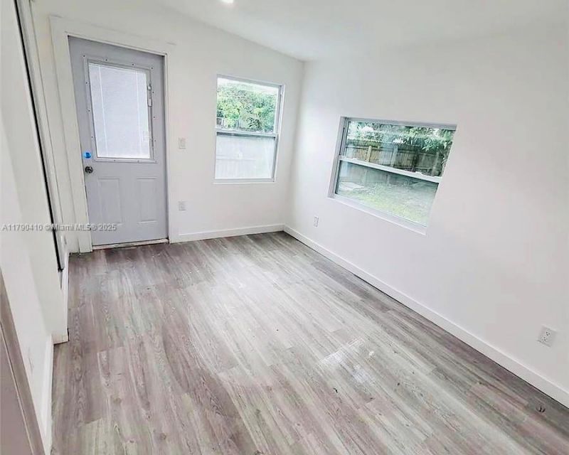 1945 NW 51 St Ter, Miami, FL 33142 Photo