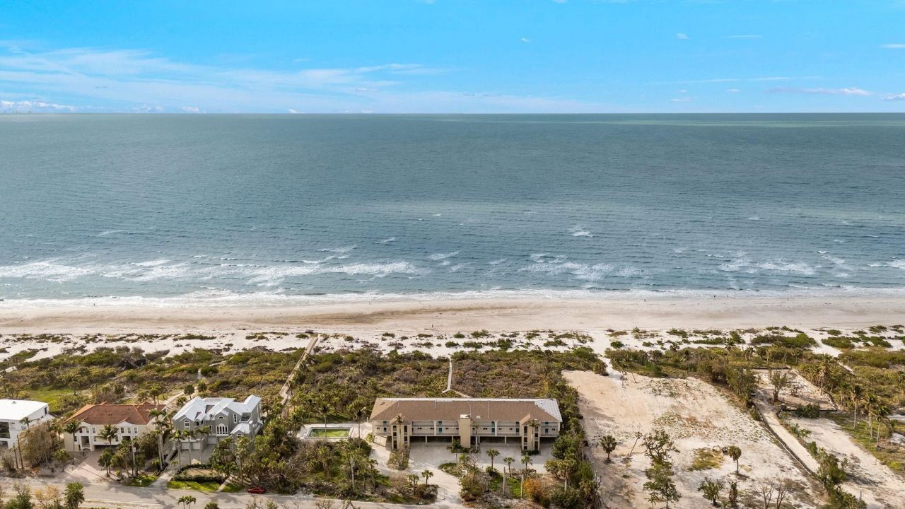 527 E Gulf Dr, Unit 203, Sanibel, FL 33957 Photo