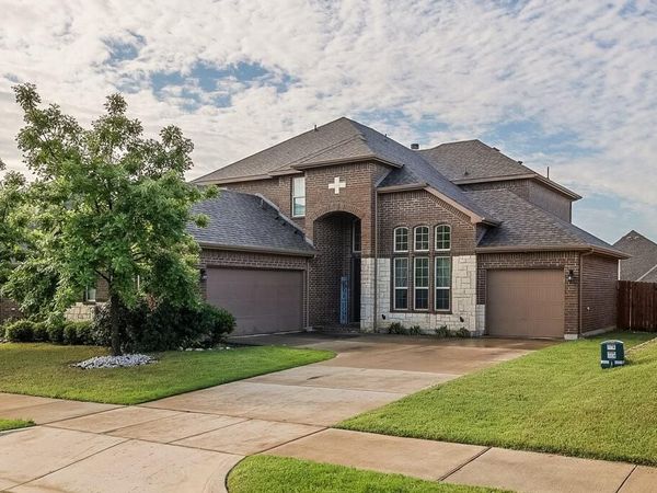 270 Brookdale Drive, Midlothian, TX 76065