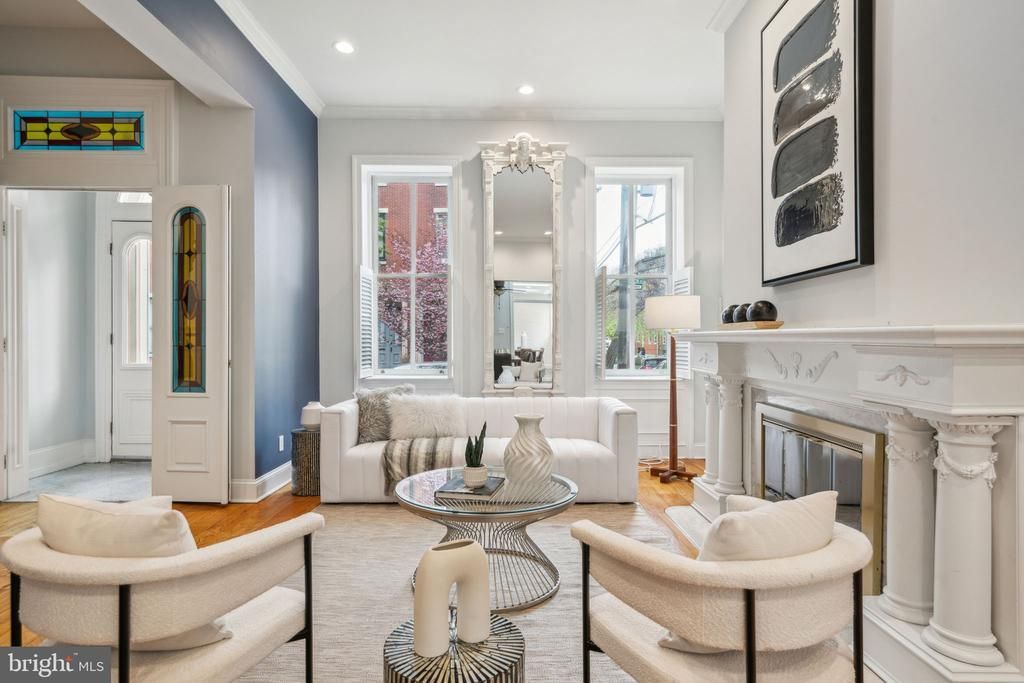 2000 Mount Vernon Street, Philadelphia, PA 19130 Main Photo