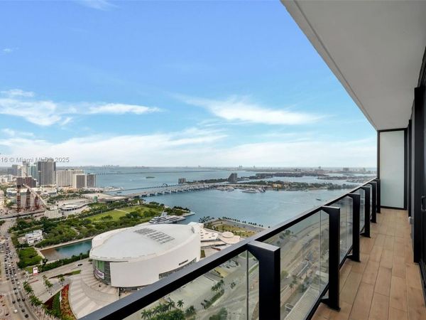 398 NE 5th St, Unit 3901, Miami, FL 33132