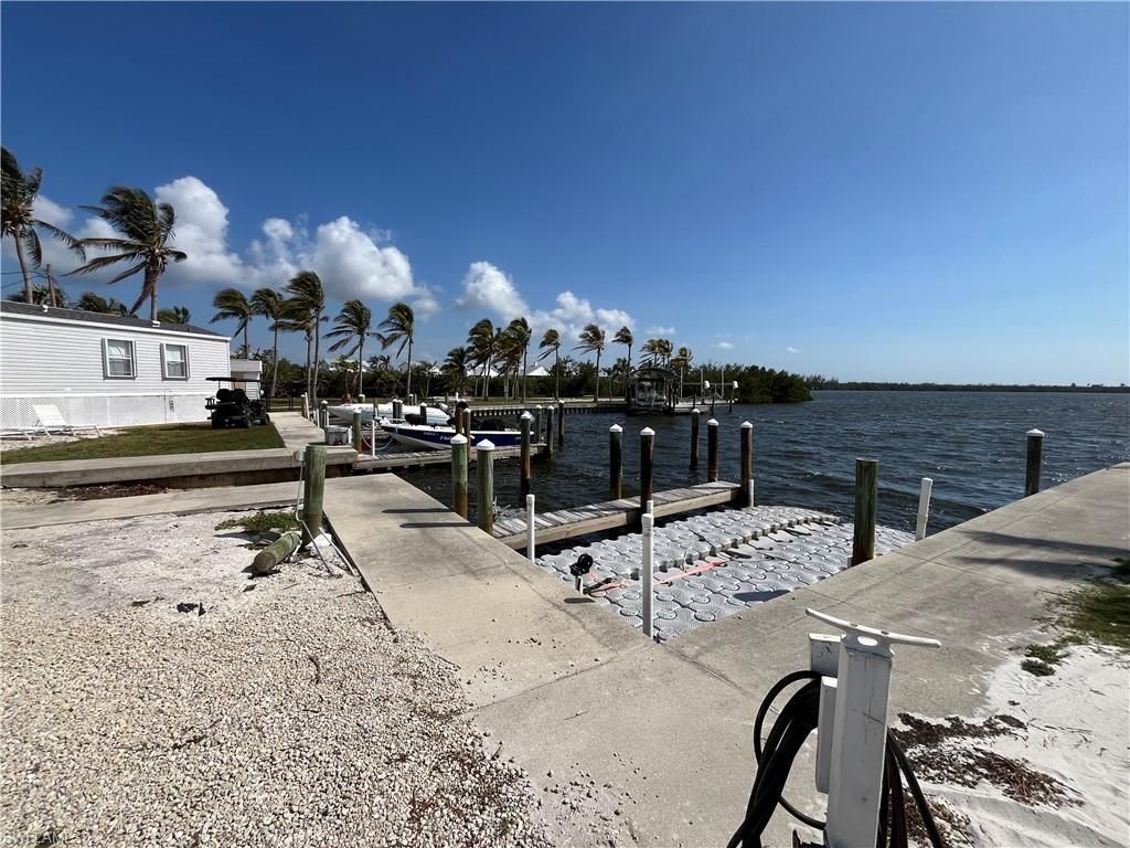 16900 Fishermans Cv, Bokeelia, FL 33922 Photo