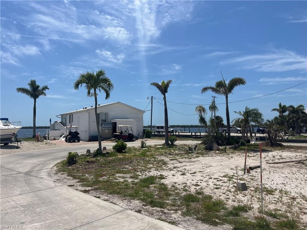 16900 Fishermans Cv, Bokeelia, FL 33922 Photo