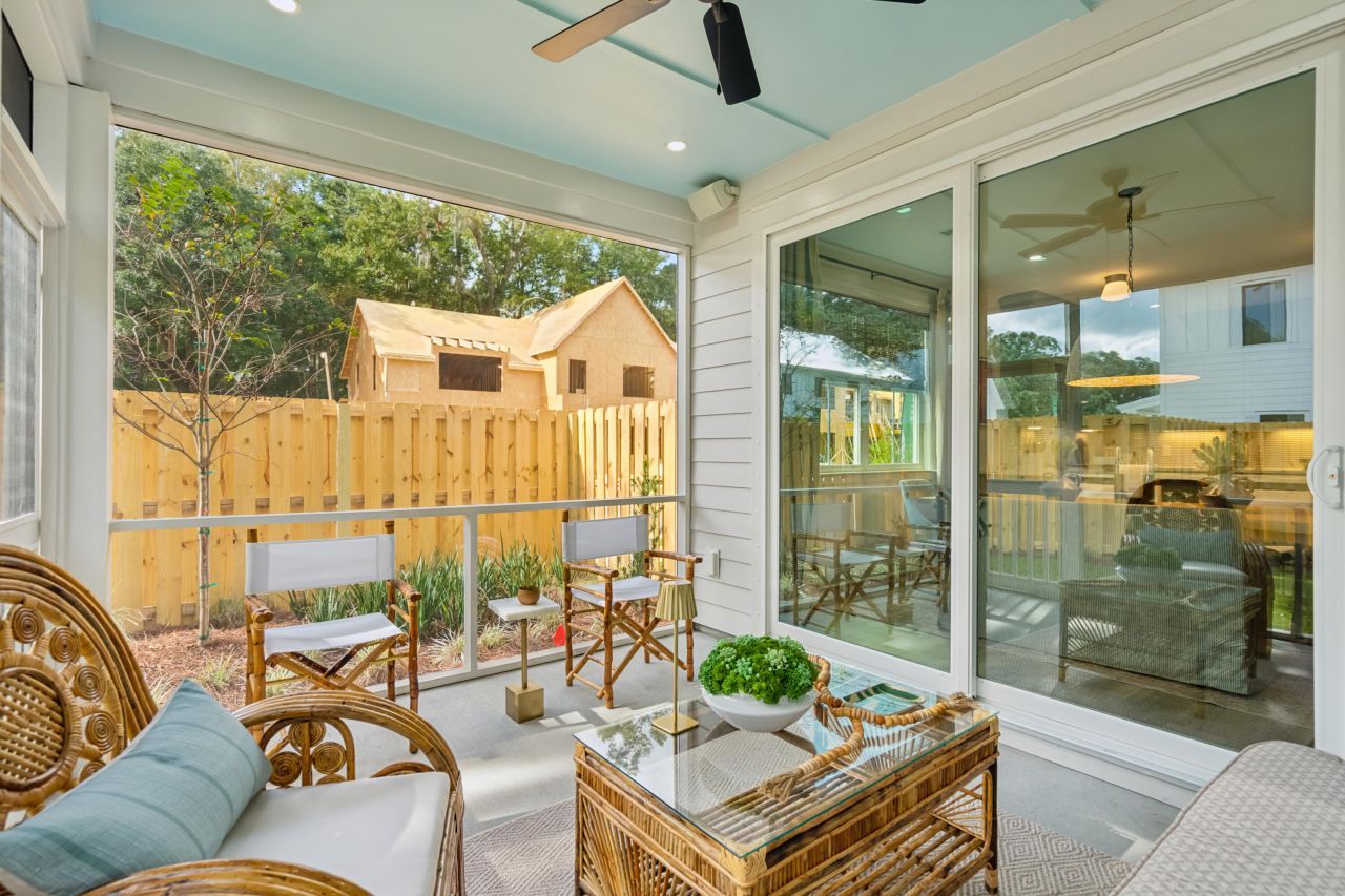 401 Oak Hammock Court Photo 36