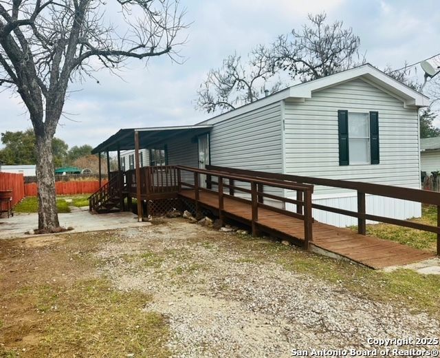 310 Duck, Pleasanton, TX 78064 Main Photo