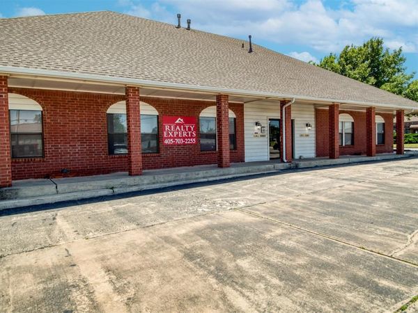 504 Tower Drive, Moore, OK 73160