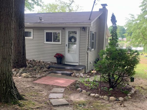4605 Hunters Trail, Six Lakes, MI 48886