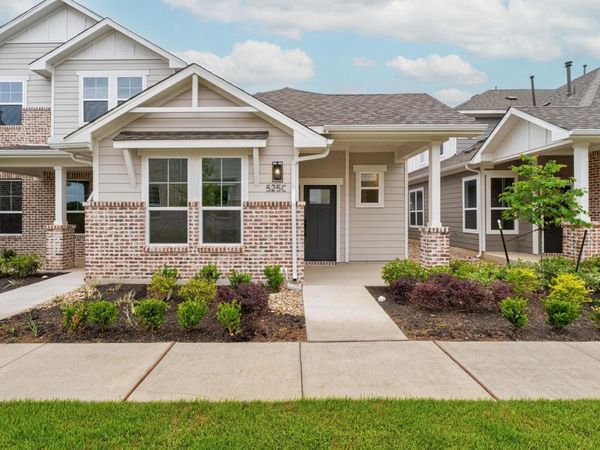 525 Burlington DR, Unit C, Buda, TX 78610