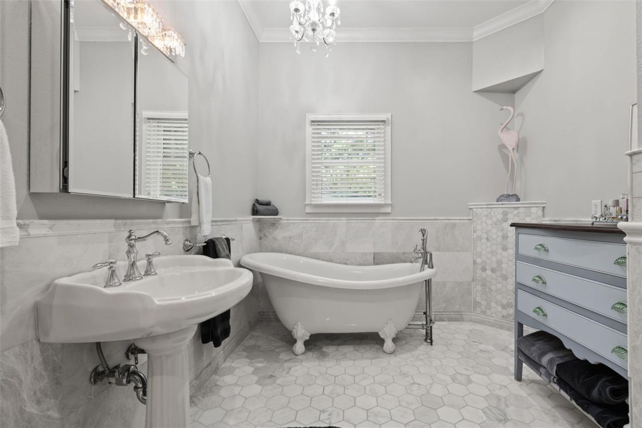 2501 Rustic Oaks Drive, Lutz, FL 33559 Photo