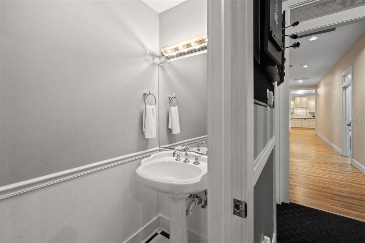 2501 Rustic Oaks Drive, Lutz, FL 33559 Photo