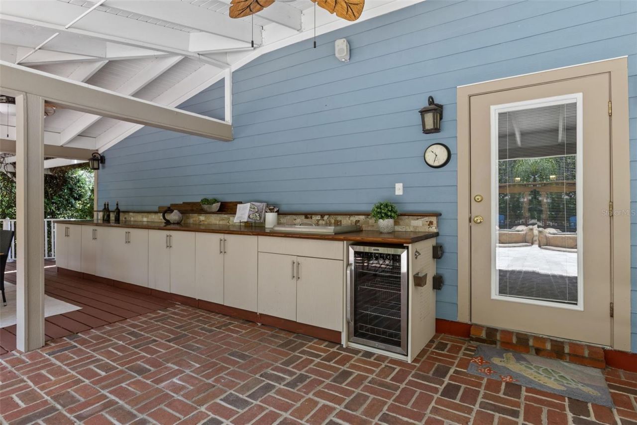 2501 Rustic Oaks Drive, Lutz, FL 33559 Photo