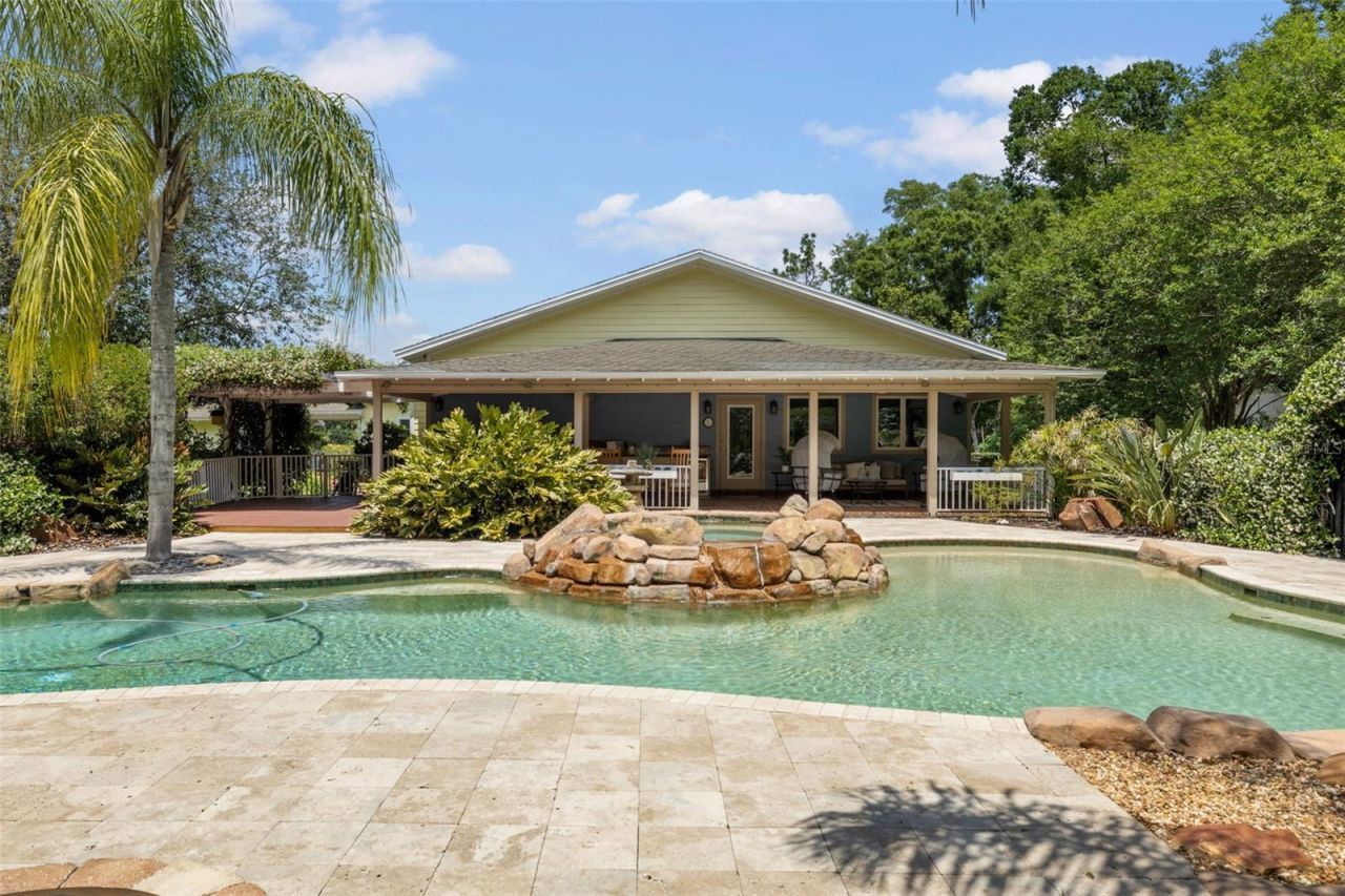 2501 Rustic Oaks Drive, Lutz, FL 33559 Photo