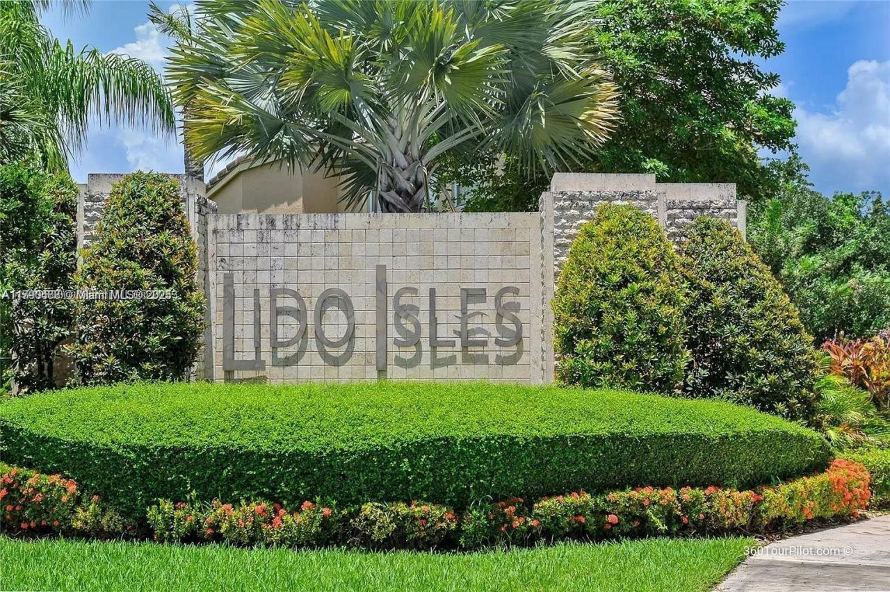 780 SW 167th Ave, Pembroke Pines, FL 33027 Photo