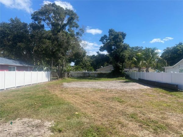 15421 58TH STREET N, CLEARWATER, FL 33760