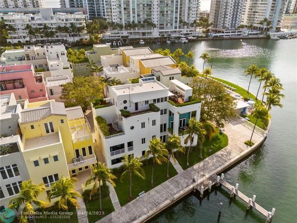 6001 Laguna Path S, Miami Beach, FL 33141