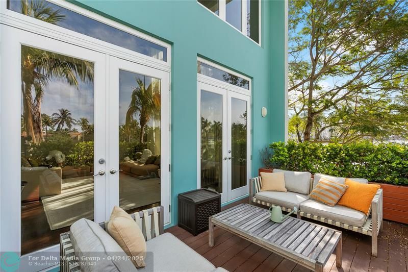 6001 Laguna Path, Miami Beach, FL 33141 Photo