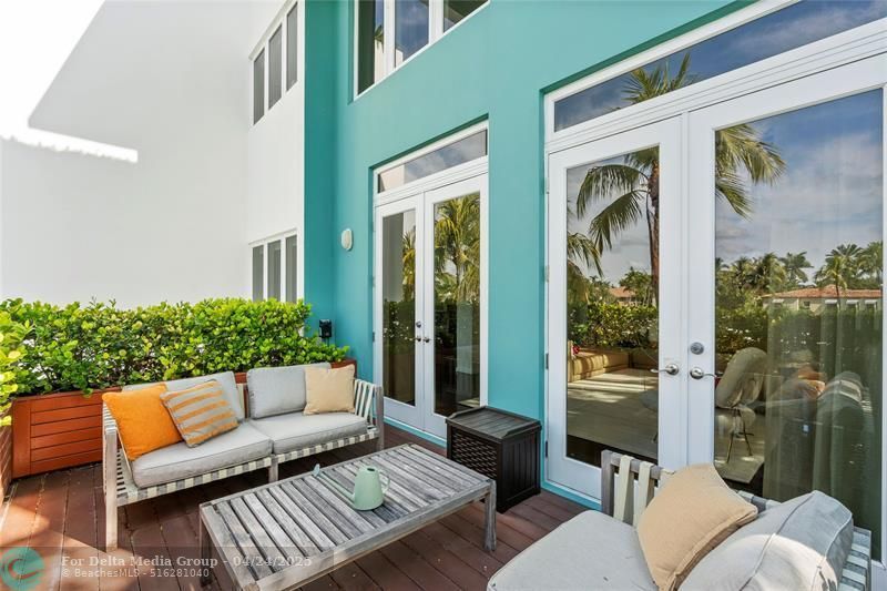 6001 Laguna Path, Miami Beach, FL 33141 Photo