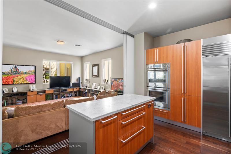 6001 Laguna Path, Miami Beach, FL 33141 Photo