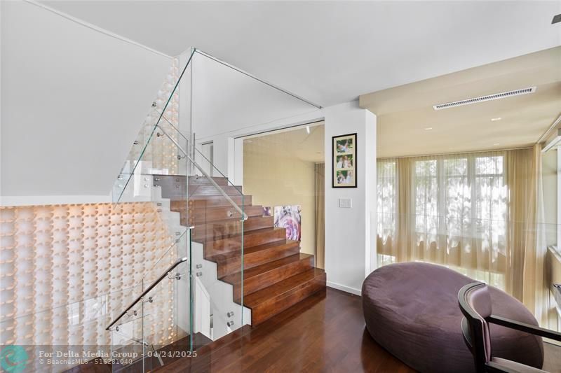 6001 Laguna Path, Miami Beach, FL 33141 Photo