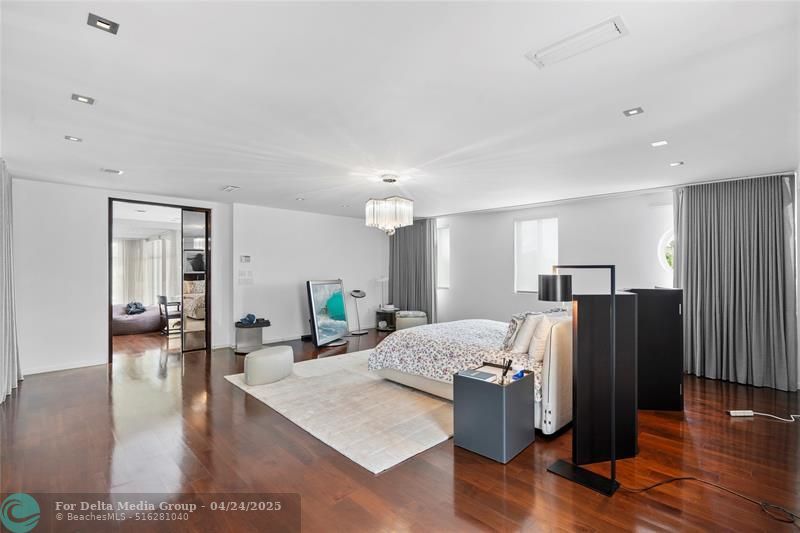 6001 Laguna Path, Miami Beach, FL 33141 Photo