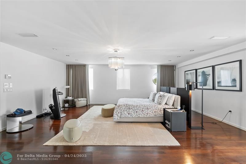 6001 Laguna Path, Miami Beach, FL 33141 Photo