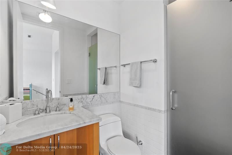 6001 Laguna Path, Miami Beach, FL 33141 Photo