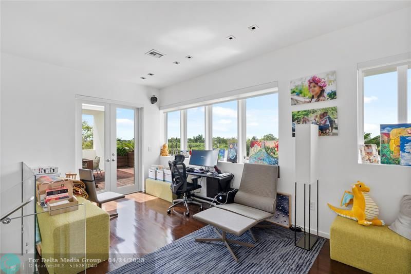 6001 Laguna Path, Miami Beach, FL 33141 Photo