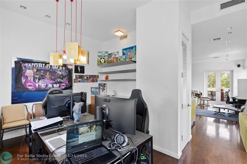 6001 Laguna Path, Miami Beach, FL 33141 Photo