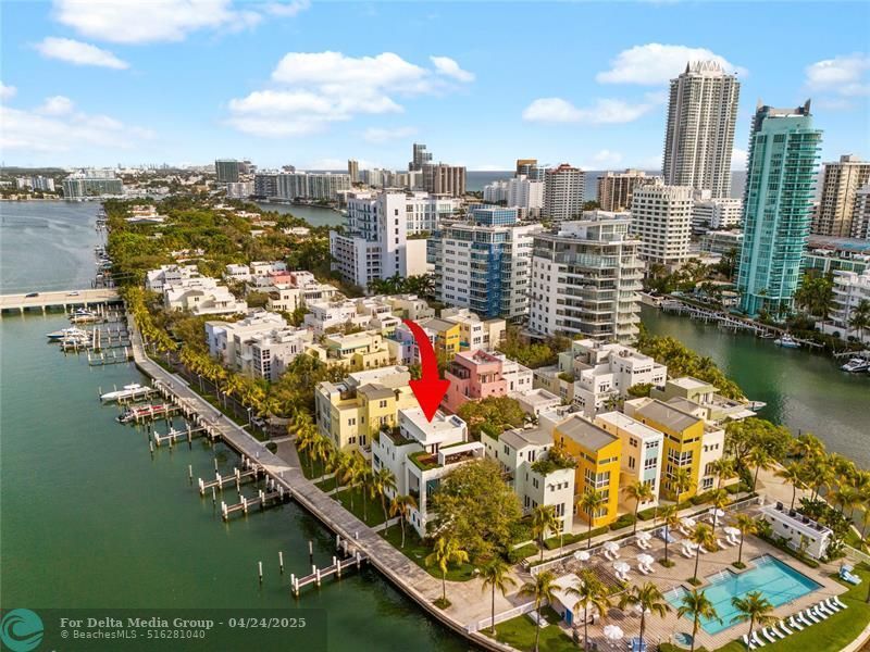 6001 Laguna Path, Miami Beach, FL 33141 Photo