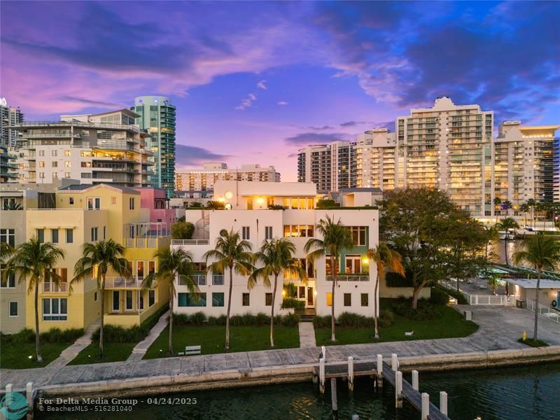 6001 Laguna Path, Miami Beach, FL 33141 Photo