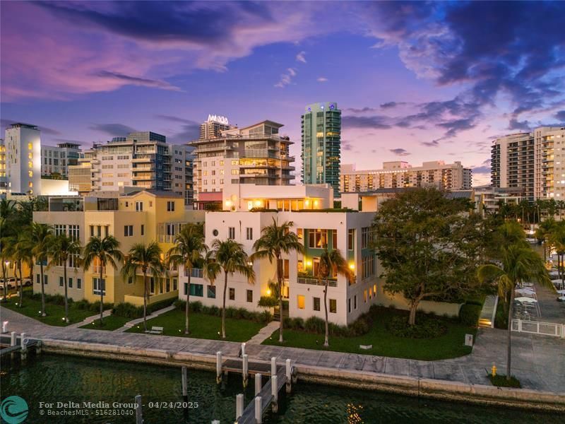 6001 Laguna Path, Miami Beach, FL 33141 Photo