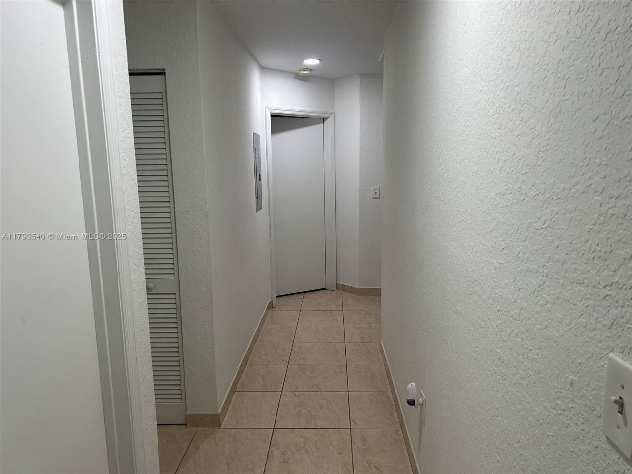 1446 NW 61st St, Miami, FL 33142 Photo