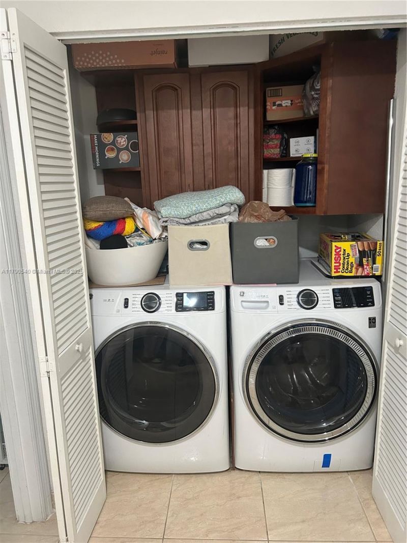 1446 NW 61st St, Miami, FL 33142 Photo