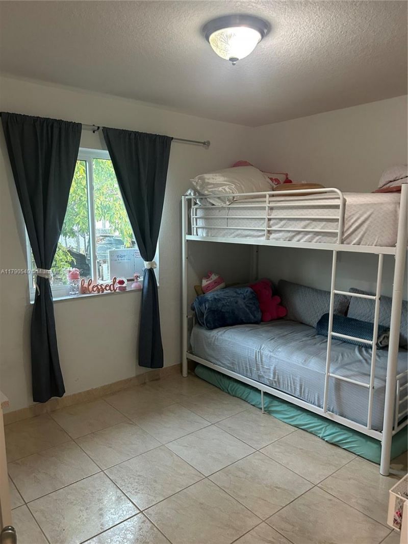 1446 NW 61st St, Miami, FL 33142 Photo