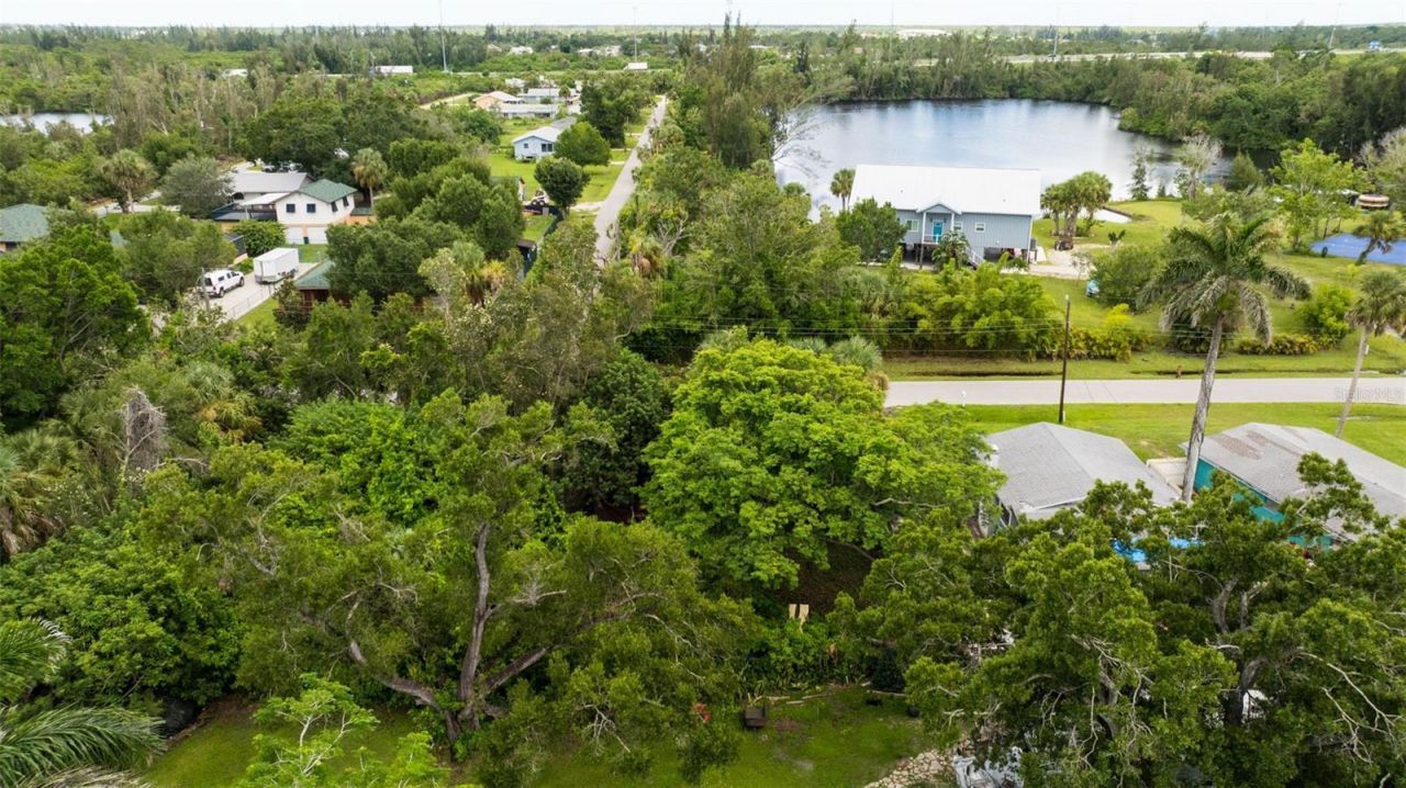 323 Howard Street, Punta Gorda, FL 33950 Photo