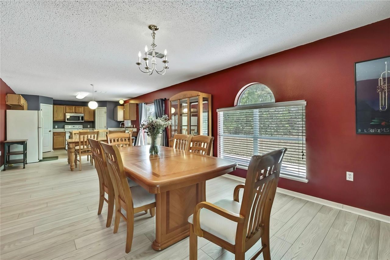 11257 Persimmon Avenue, Weeki Wachee, FL 34614 Photo