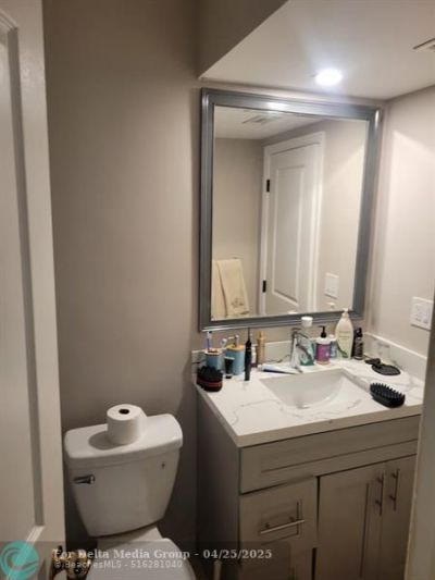 6562 Racquet Club Drive, Unit 82, Fort Lauderdale, FL 33319 Photo