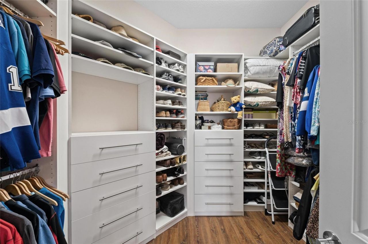 241 Sapphire Lake Drive, Unit 201, Bradenton, FL 34209 Photo