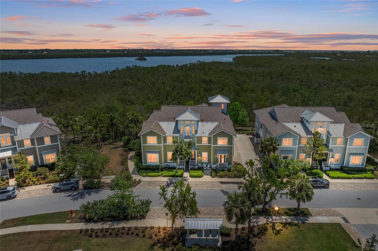 241 Sapphire Lake Drive, Unit 201, Bradenton, FL 34209 Photo