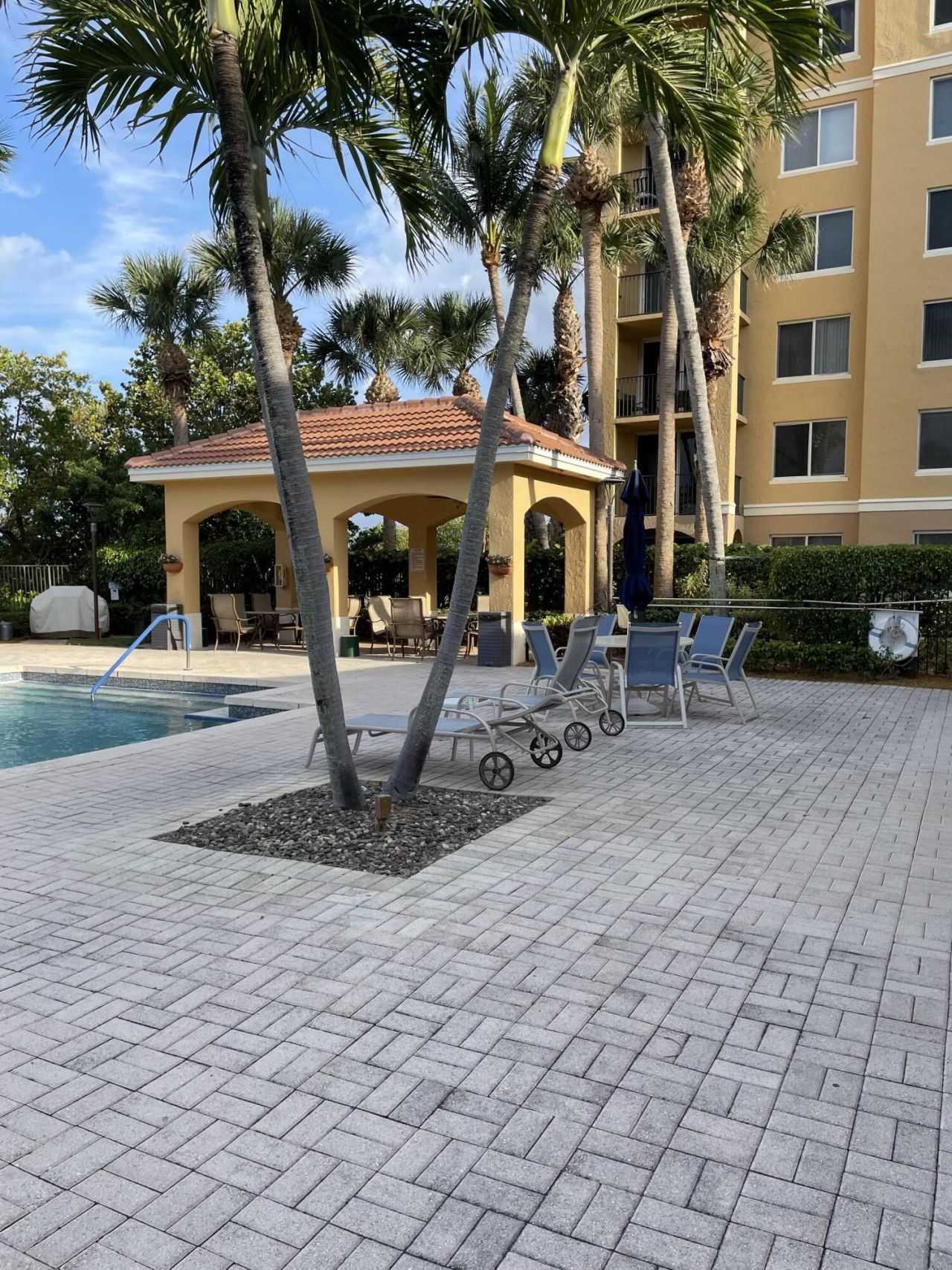 1200 Scotia Drive, Unit 305, Hypoluxo, FL 33462 Photo