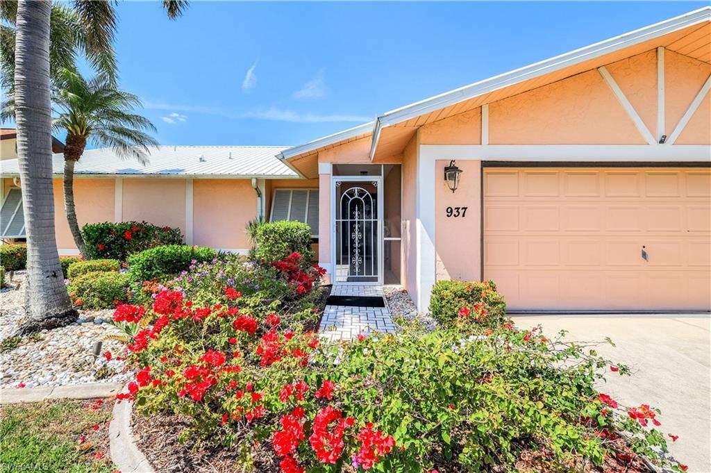 937 SW 54th Ln, Cape Coral, FL 33914 Photo